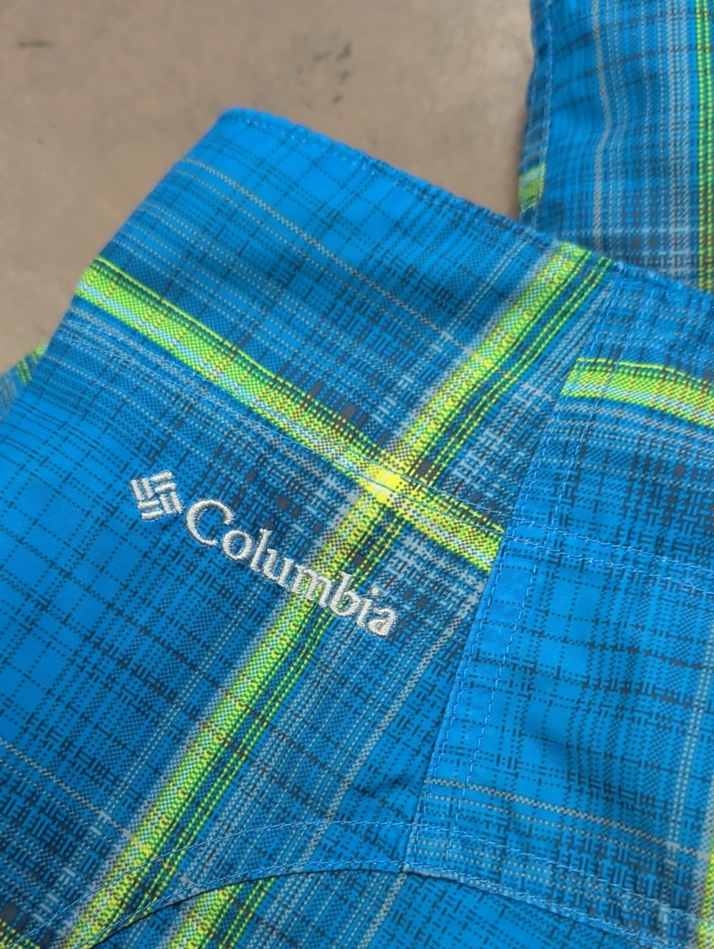 Men's Columbia Swim Shorts Plaid 32W 11L